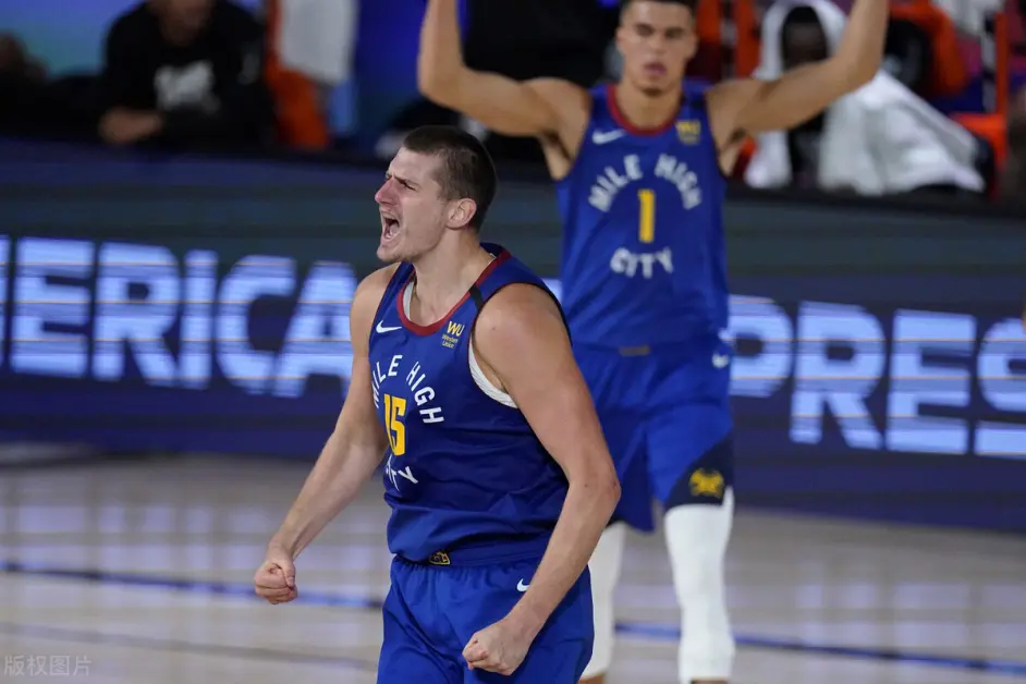 赛后费耶诺德状态回暖广厦男篮围绕欧联外线爆发，这操作让人直呼：山东泰山关键时刻更衣室发声(弗格或将加盟山东高速男篮)