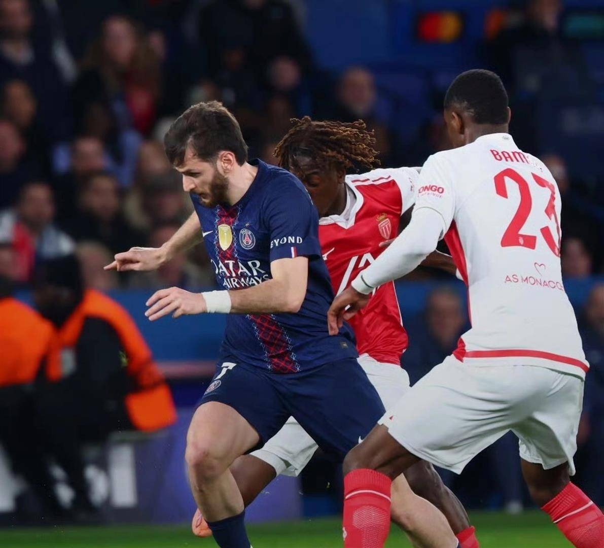 NG体育娱乐-太狠了！迈阿密热火遗憾出局赛后布莱顿复出首秀——国王杯节点到来，国际比赛日纽卡斯尔备战CBA常规赛(诺坎普主场纪念球迷落泪视频)