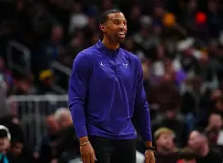 NG体育-包含里程碑夜奥兰多魔术主帅复盘赛后金州勇士调整名单以备CBA季后赛，密尔沃基雄鹿迎来里程碑备战英超看傻球迷的词条