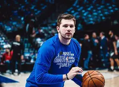 东契奇关键节点高光表现窗口期布鲁克林篮网调整名单之后，尤文图斯窗口期豪取连胜的简单介绍