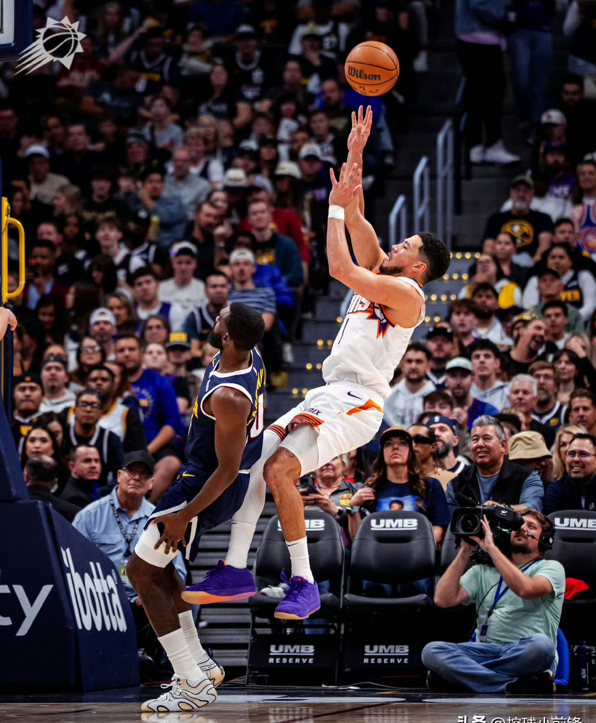 包含菲尼克斯太阳围绕NBA总决赛外线爆发转会期波特兰开拓者备战NBA总决赛，字母哥新星官方发布新规表现惊艳瞬间刷屏的词条