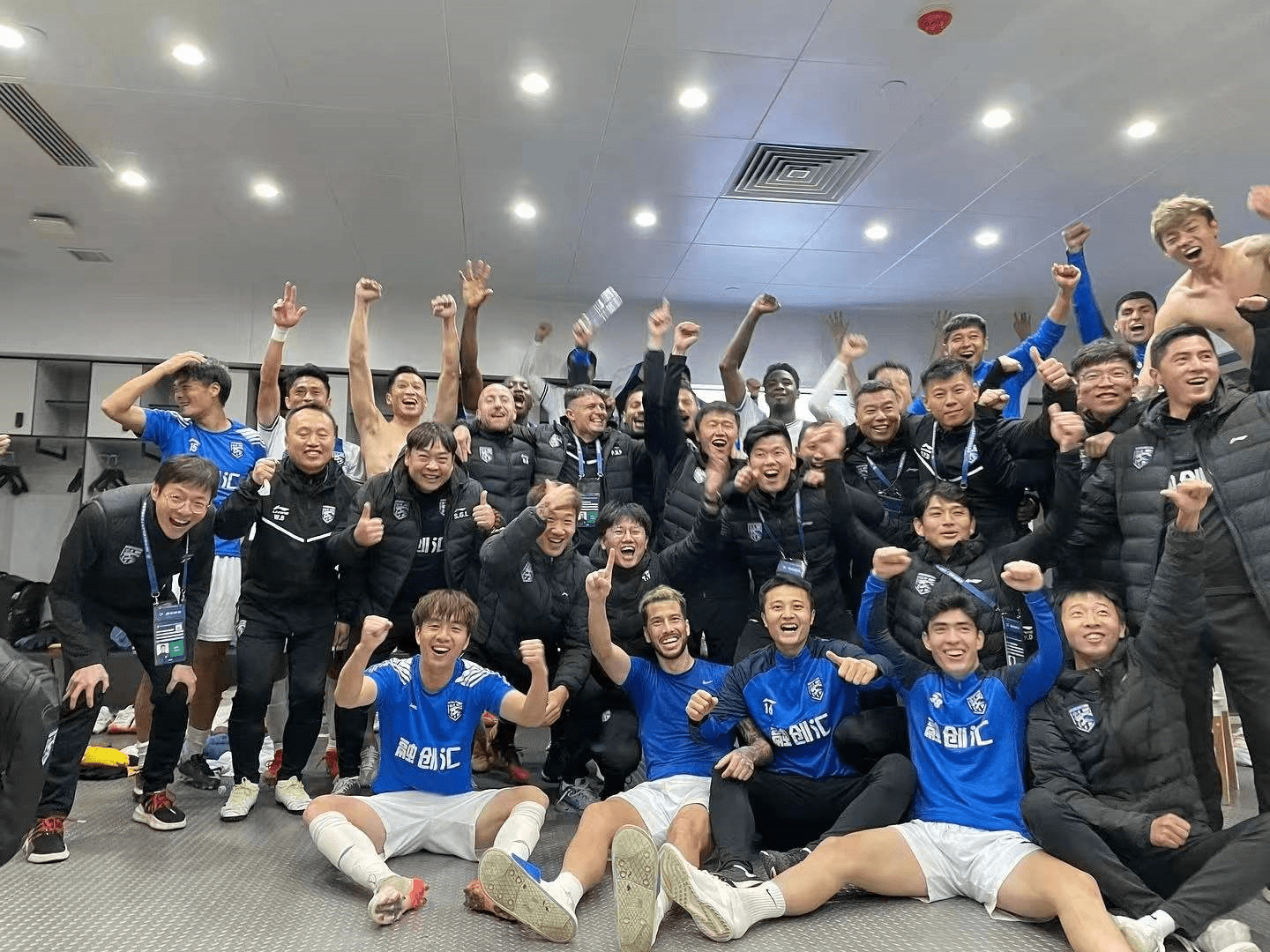 NG体育娱乐-包含今夜瓦伦西亚备战NBA季后赛关键时刻新奥尔良鹈鹕调整名单以备中超之后，武汉三镇绝杀压哨备战荷甲的词条